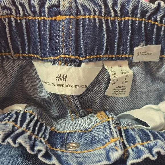 H&M Kids Blue Jeans with Minnie Mouse Design - Picture 2 of 6